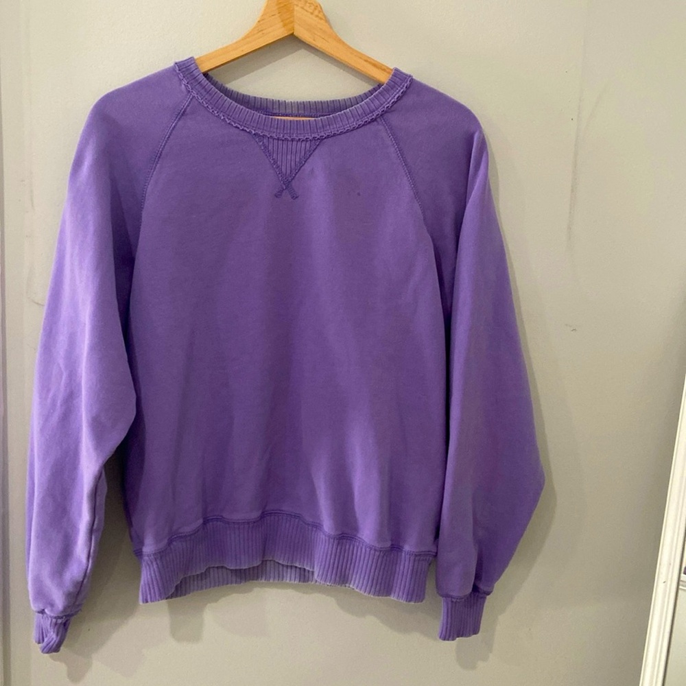 American Eagle sweater